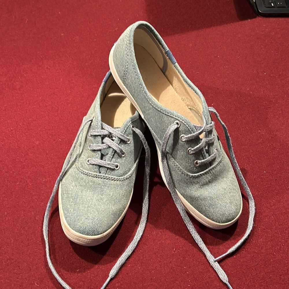 Women’s KEDS size 7.5 blue